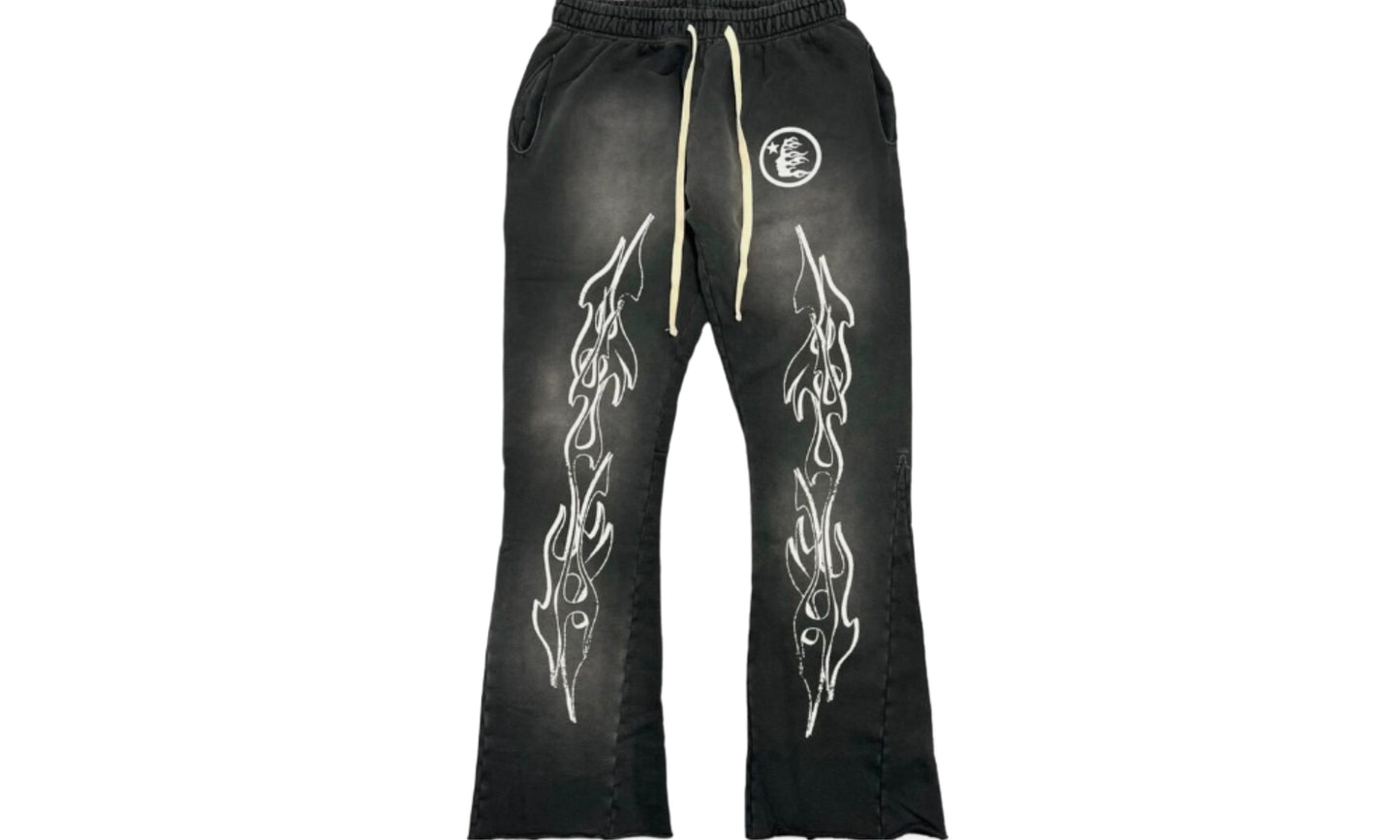 HELLSTAR FLAME FLARE SWEATPANTS ‘VINTAGE BLACK’
